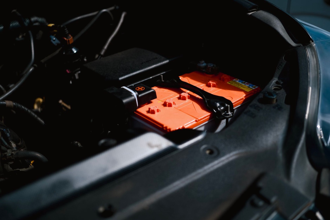 Batteries & electrical